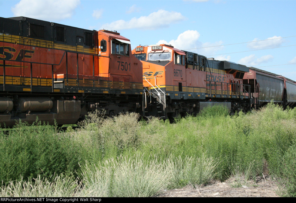 BNSF 6670